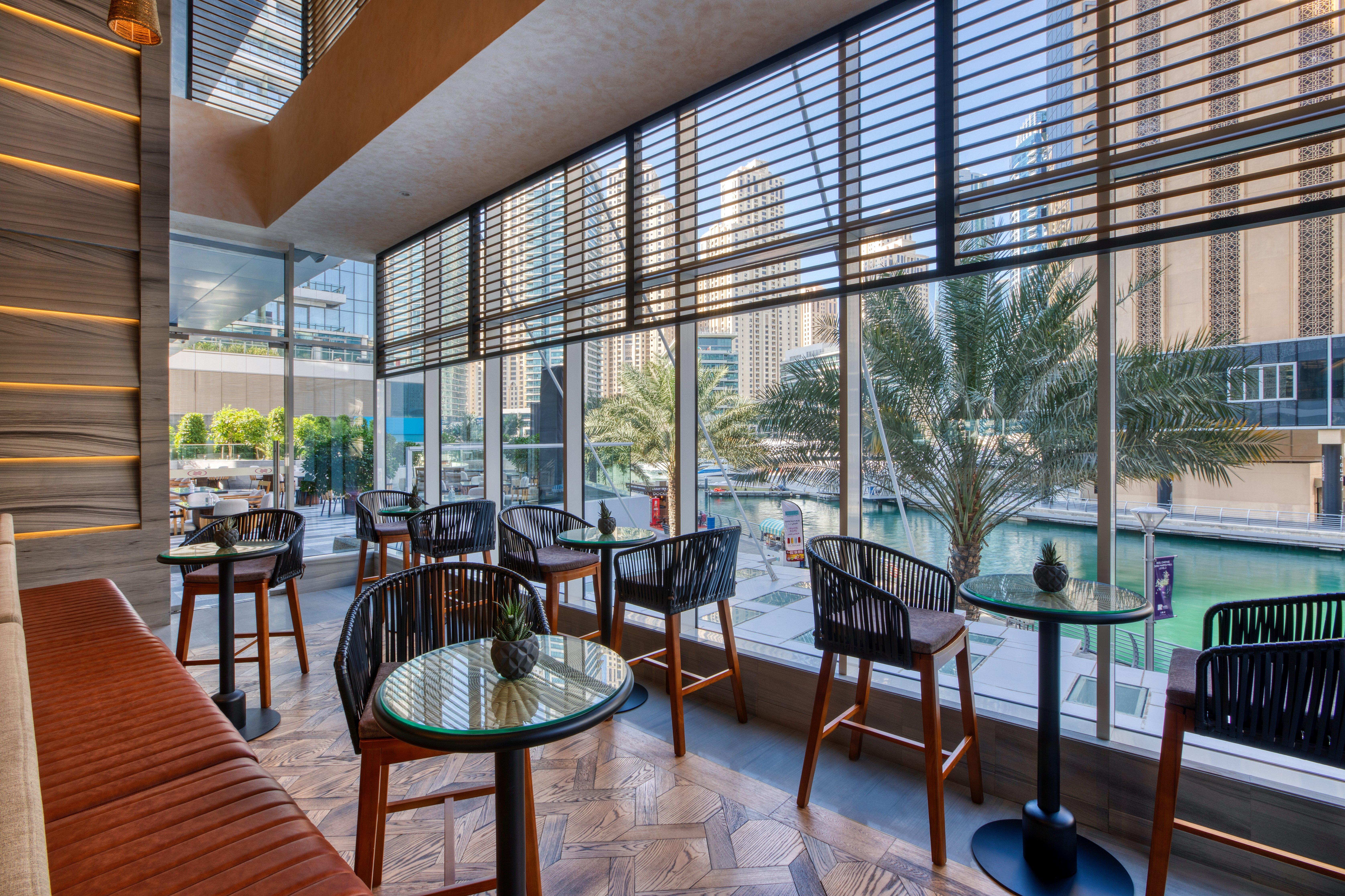 크라운 플라자 두바이 마리나 호텔 외부 사진 The View at The Palm